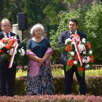delegacje z wieńcami